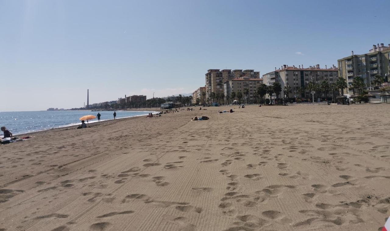 Apartamento Torre Del Carmen Málaga Exterior foto