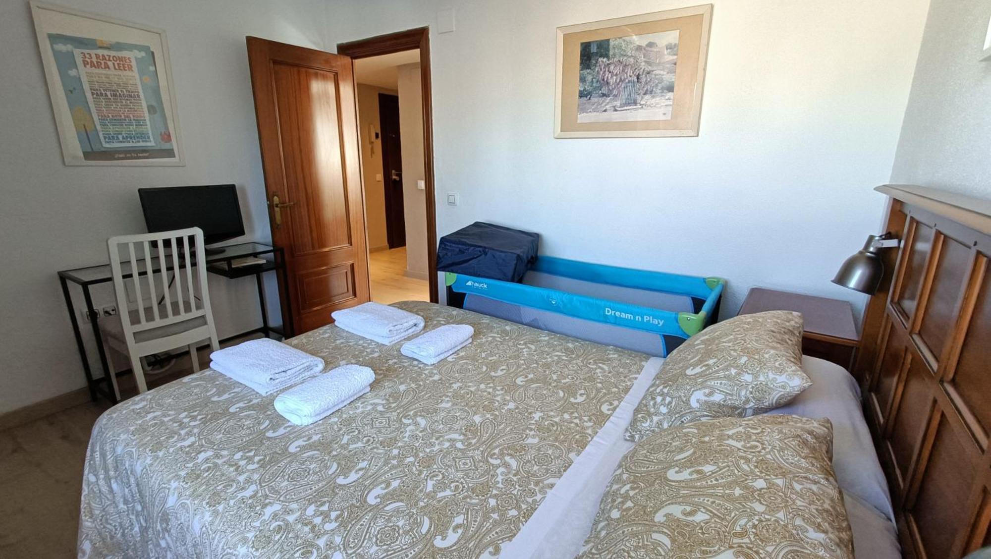Apartamento Torre Del Carmen Málaga Exterior foto