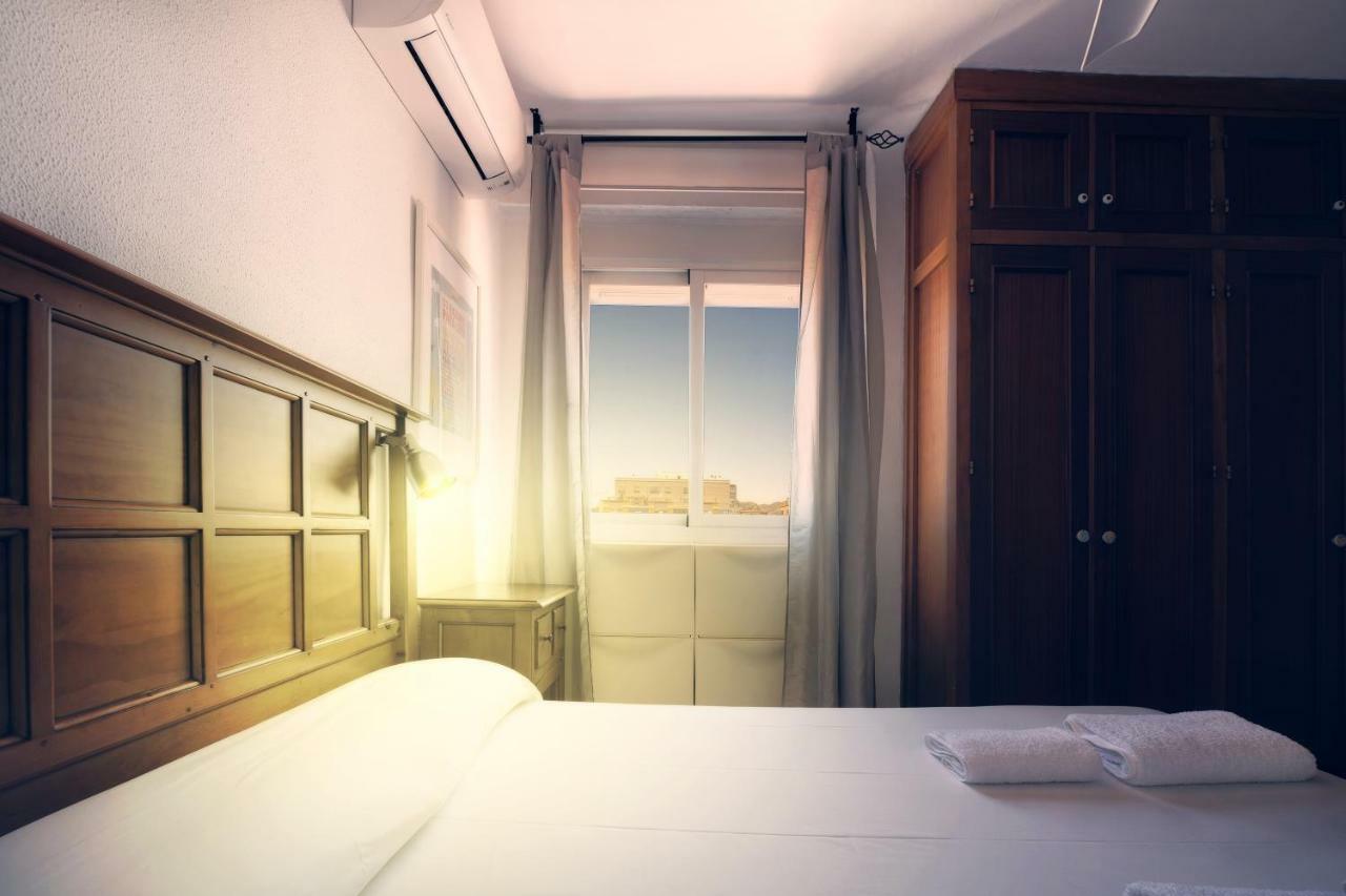 Apartamento Torre Del Carmen Málaga Exterior foto